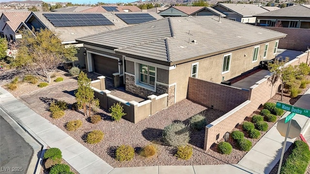 drone / aerial view featuring a residential view