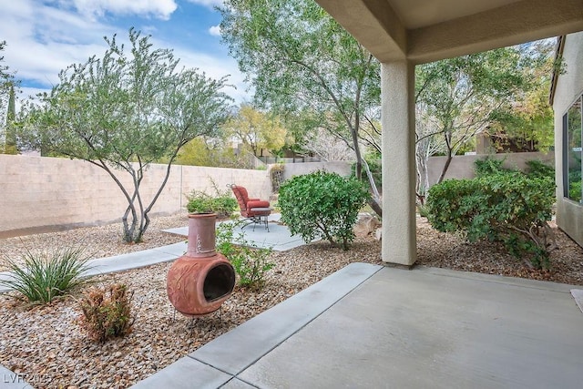 view of patio featuring a fenced backyard