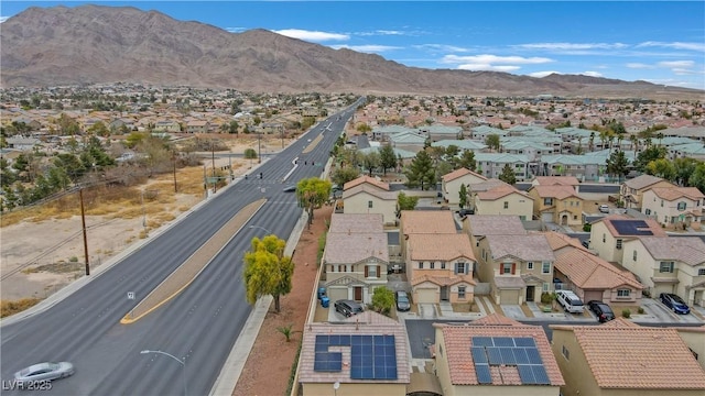 bird's eye view featuring a residential view and a mountain view