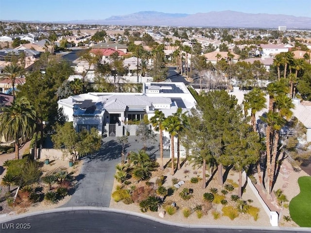 bird's eye view featuring a residential view and a mountain view