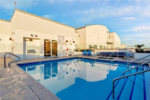 150 Las Vegas Blvd Unit 1711, Las Vegas, NV 89101 - community pool with a sink