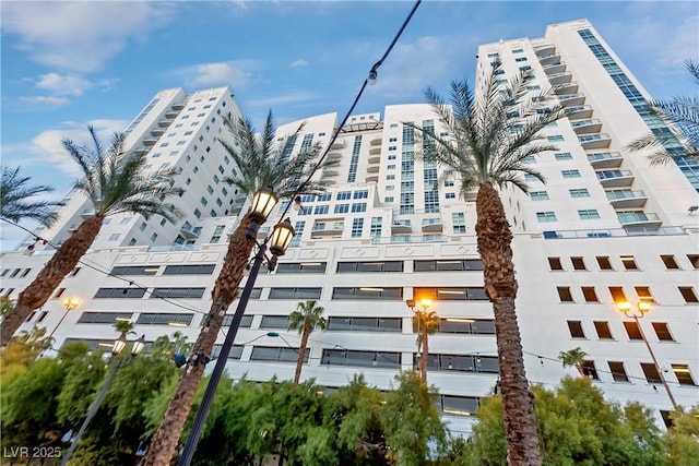 150 Las Vegas Blvd Unit 1711, Las Vegas, NV 89101 - view of apartment building / complex