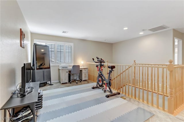 exercise area with recessed lighting, visible vents, carpet floors, and baseboards