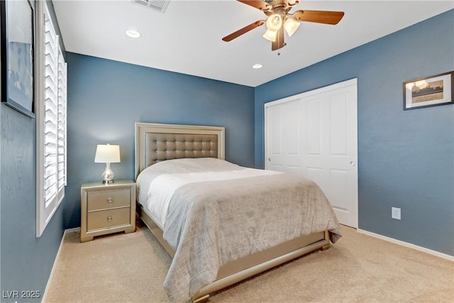 carpeted bedroom with visible vents, recessed lighting, a closet, baseboards, and ceiling fan