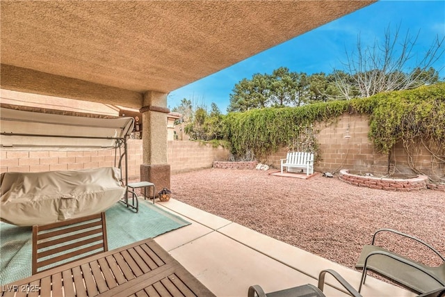 1970 Jasper Creek Pl, Las Vegas, NV 89123 - fenced backyard featuring a patio