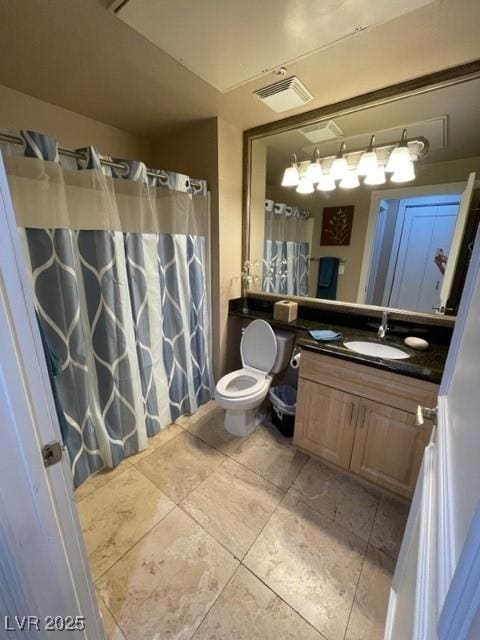 full bathroom featuring vanity, curtained shower, toilet, and visible vents