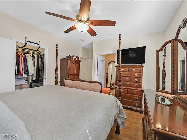 bedroom featuring ceiling fan