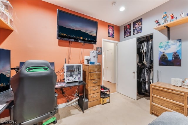 office area with carpet flooring and recessed lighting