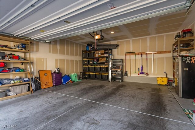 2901 Bahama Yellow Ave, North Las Vegas, NV 89086 - garage featuring a garage door opener