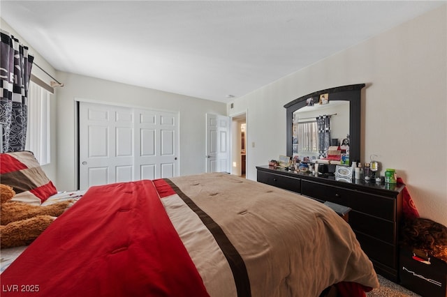 bedroom featuring a closet