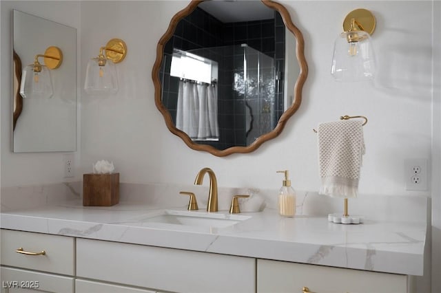 full bathroom with a shower with curtain and vanity