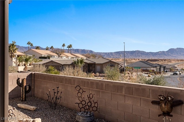 view of mountain feature with a residential view