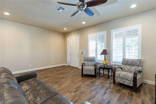 living room with recessed lighting, wood finished floors, visible vents, and ceiling fan