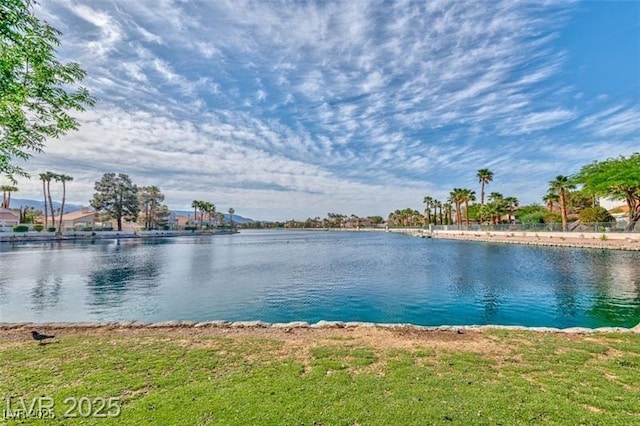 8433 Honeywood Cir, Las Vegas, NV 89128 - water view