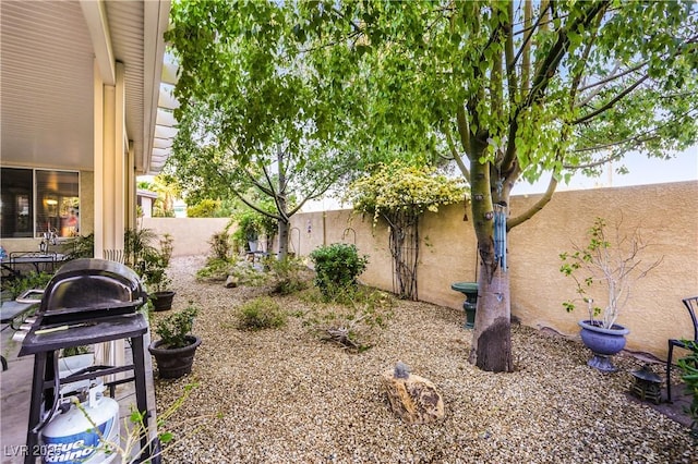 7172 Painted Paradise St, Las Vegas, NV 89131 - fenced backyard featuring a patio
