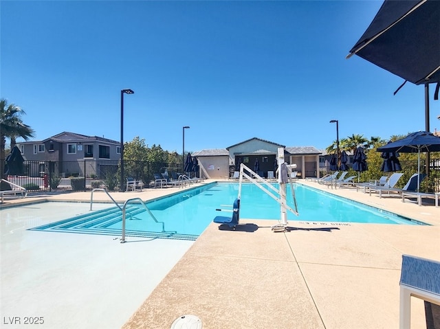 965 Nevada State Dr Unit 36102, Henderson, NV 89002 - pool with a residential view, fence, and a patio