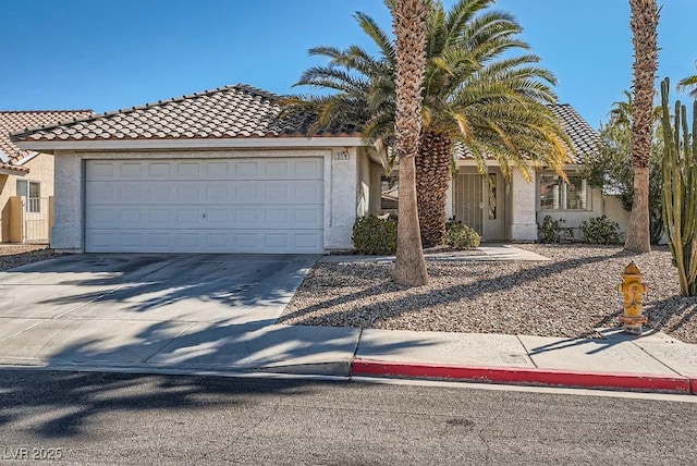 914 Calico Brook Dr, Henderson, NV 89002 - photo 1