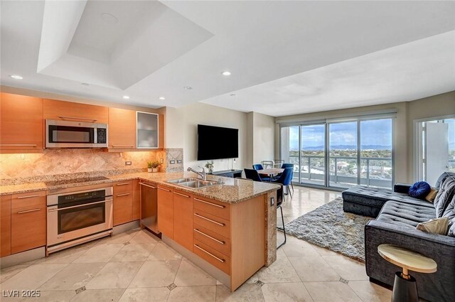 322 Karen Ave Unit 703, Las Vegas, NV 89109 - photo 4
