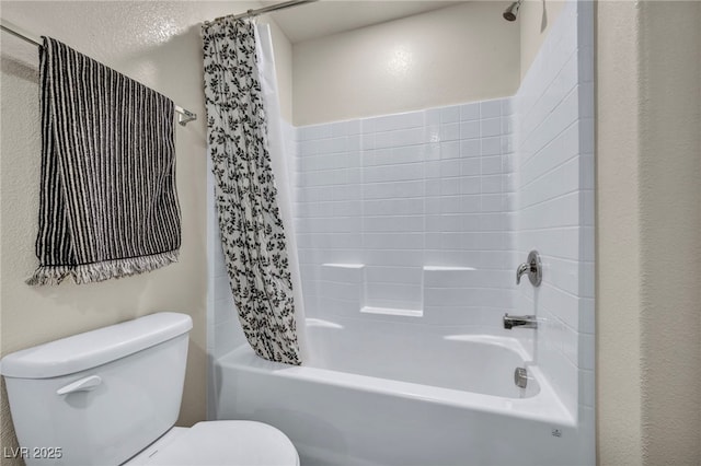 3725 Celesta Vista Ave, Henderson, NV 89044 - full bath featuring toilet and shower / bath combo with shower curtain