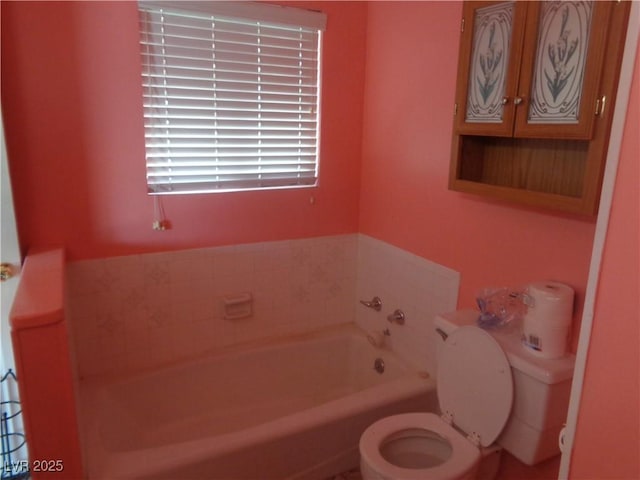 3127 Aloha Ave, Las Vegas, NV 89121 - full bathroom featuring a garden tub and toilet