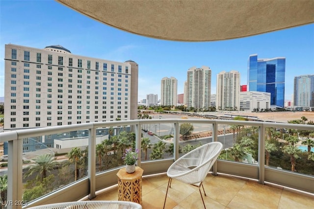 322 Karen Ave Unit 708, Las Vegas, NV 89109 - photo 18