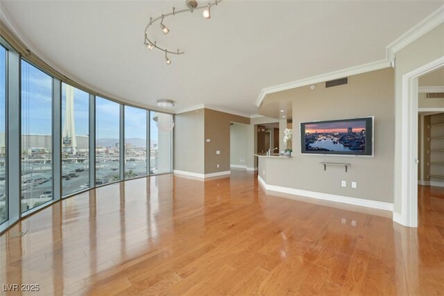 322 Karen Ave Unit 708, Las Vegas, NV 89109 - photo 20