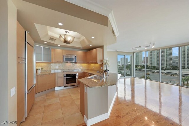 322 Karen Ave Unit 708, Las Vegas, NV 89109 - photo 2