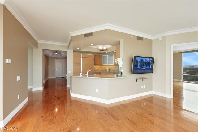 322 Karen Ave Unit 708, Las Vegas, NV 89109 - photo 4