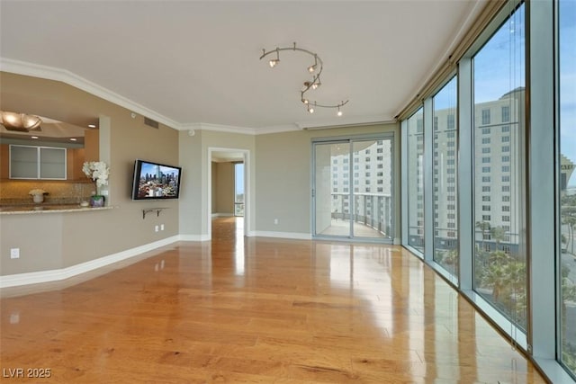 322 Karen Ave Unit 708, Las Vegas, NV 89109 - photo 6