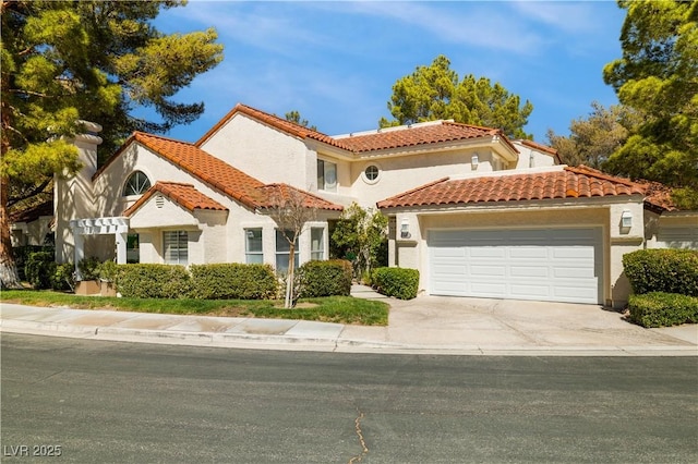 6923 Emerald Springs Ln, Las Vegas, NV 89113 - photo 2