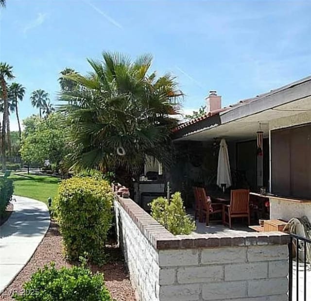 2569 Malabar Ave, Las Vegas, NV 89121 - view of patio / terrace