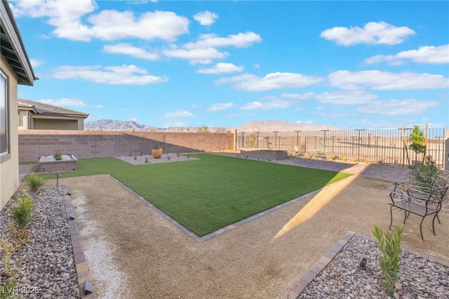 10216 Chrysolite Pl, Las Vegas, NV 89143 - view of yard with a patio area