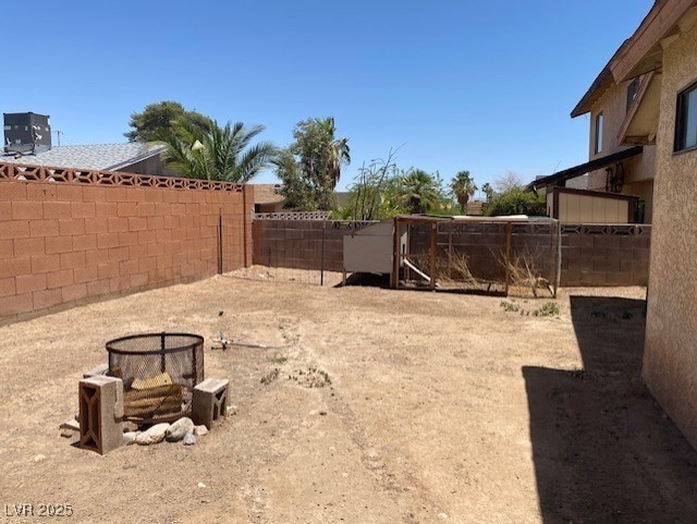 7732 Blackbird Ave, Las Vegas, NV 89145 - view of fenced backyard
