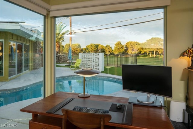 3586 Spencer St, Las Vegas, NV 89169 - view of pool