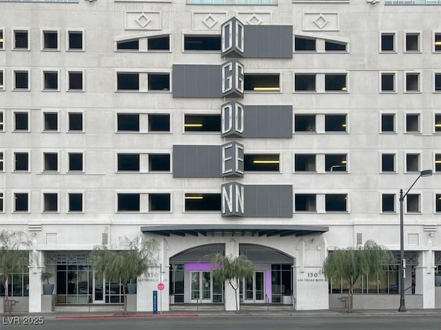 150 Las Vegas Blvd Unit 918, Las Vegas, NV 89101 - view of apartment building / complex