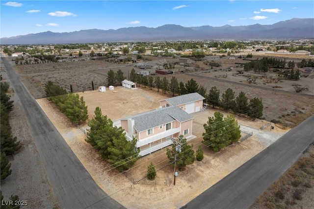 bird's eye view featuring a mountain view