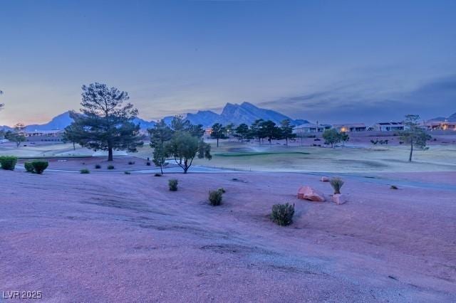 10524 Longwood Dr, Las Vegas, NV 89134 - surrounding community featuring a mountain view