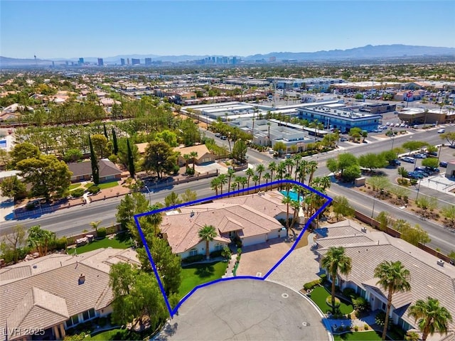 2290 Casa Bella Ct, Las Vegas, NV 89117 - view of urban area with property parcel outlined and a mountainous background