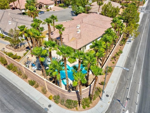2290 Casa Bella Ct, Las Vegas, NV 89117 - drone / aerial view of a pool
