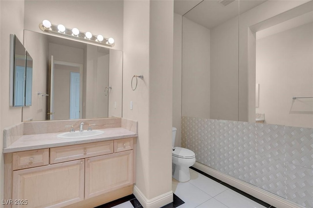 2290 Casa Bella Ct, Las Vegas, NV 89117 - bathroom with vanity and tile patterned flooring