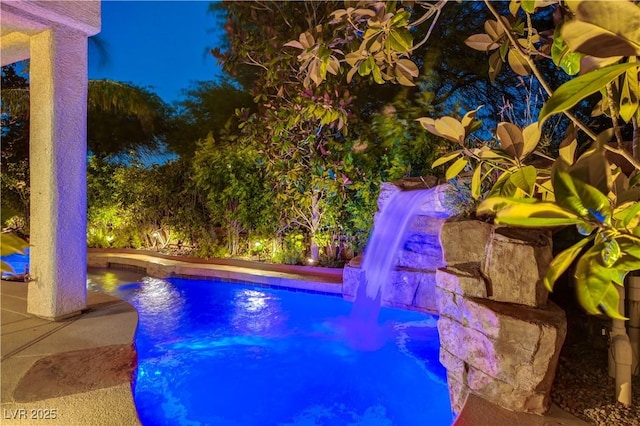 812 Eaglewood Dr, Las Vegas, NV 89144 - view of outdoor pool
