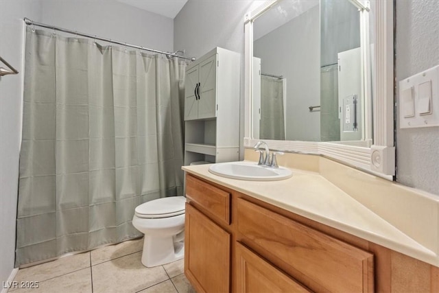 640 Finch Island Ave, Henderson, NV 89015 - full bath with toilet, a shower with shower curtain, tile patterned flooring, and vanity