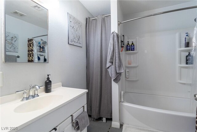4678 Saddle Pl, Las Vegas, NV 89119 - bathroom featuring vanity and shower / bath combo