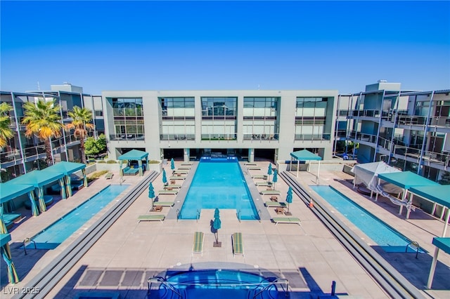 8925 W Flamingo Rd Unit 228, Las Vegas, NV 89147 - pool with a patio