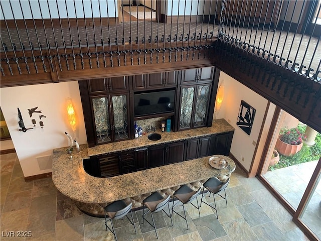 15 Rue Du Rivoli Pl, Henderson, NV 89011 - view of patio featuring exterior kitchen