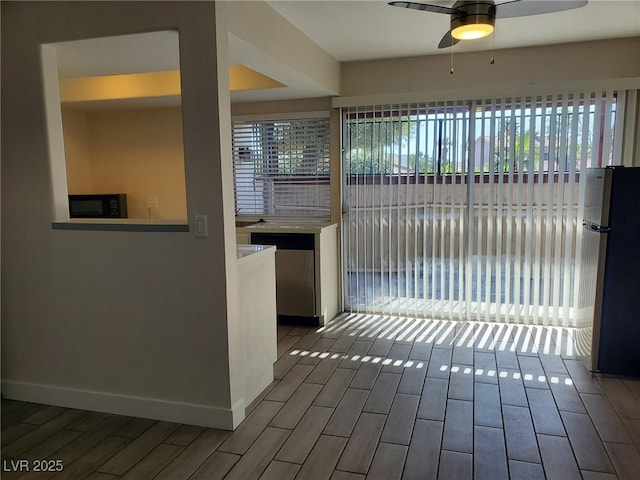 3168 S Eastern Ave Unit 45, Las Vegas, NV 89169 - gate featuring a ceiling fan