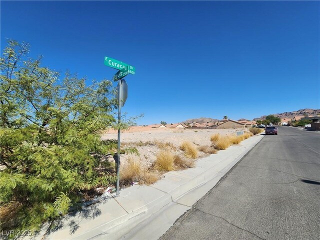 6534 Curacao Dr, Las Vegas, NV 89156