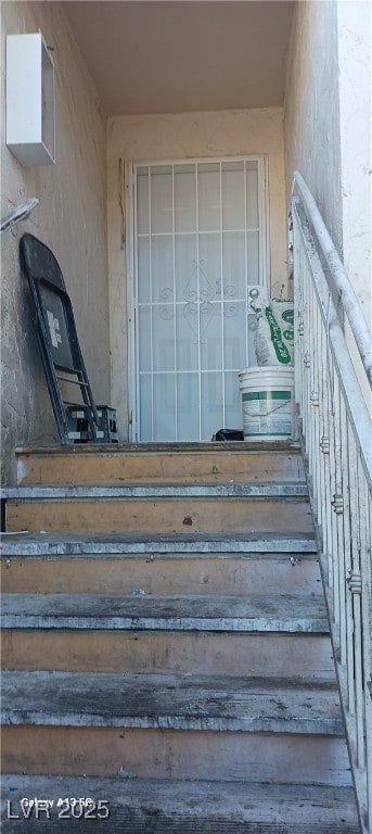 1832 Lewis Ave, Las Vegas, NV 89101 - view of stairway