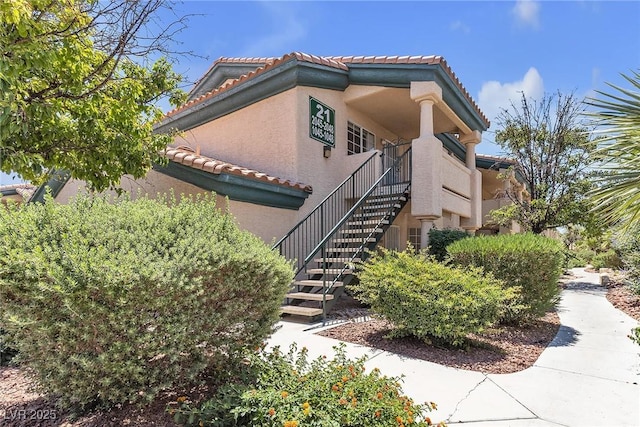 8410 Eldora Ave Unit 2045, Las Vegas, NV 89117 - view of building exterior featuring stairs