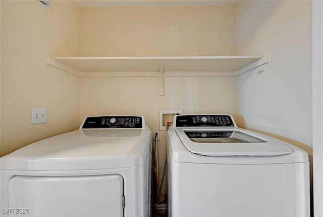 1881 W Alexander Rd Unit 1135, North Las Vegas, NV 89032 - laundry room featuring washing machine and clothes dryer and laundry area